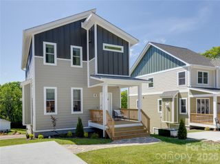 20 Loblolly Lane, Asheville, NC 28803