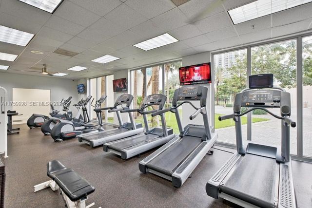 19370 Collins Avenue 614, Sunny Isles Beach, FL 33160