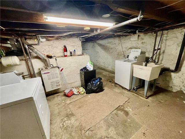 732 Idlewood Ave, Carnegie, PA 15106