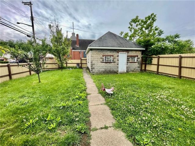 732 Idlewood Ave, Carnegie, PA 15106