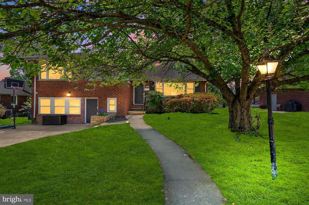 6308 IVYMOUNT RD, Baltimore, MD 21209