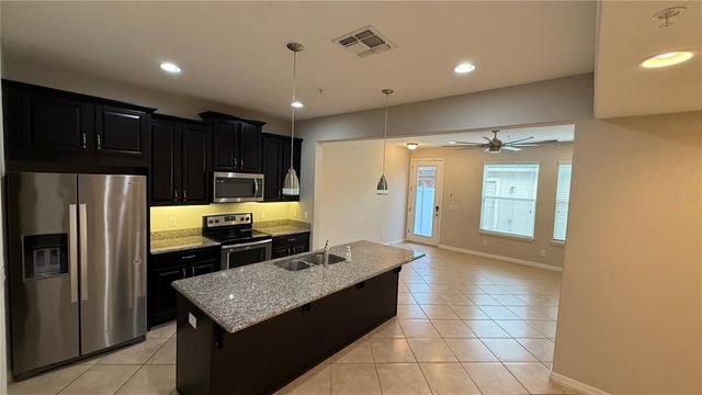 8569 VEDDER LANE, Orlando, FL 32832