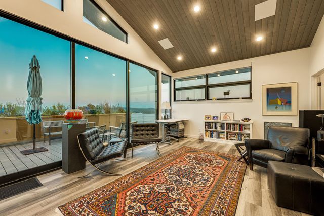 5004 McIntyre CIR, Austin, TX 78734