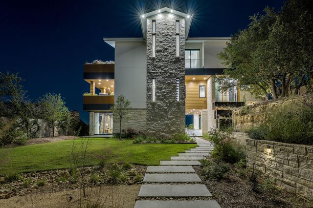 5004 McIntyre CIR, Austin, TX 78734