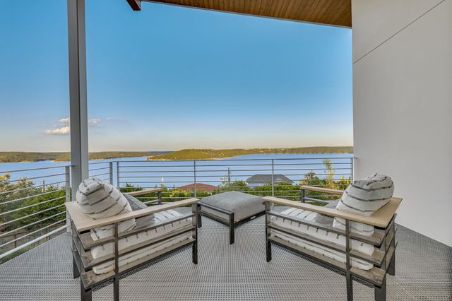 5004 McIntyre CIR, Austin, TX 78734