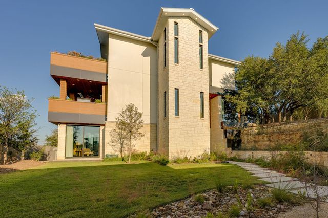 5004 McIntyre CIR, Austin, TX 78734
