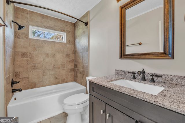 1555 Hardin Avenue, College Park, GA 30337