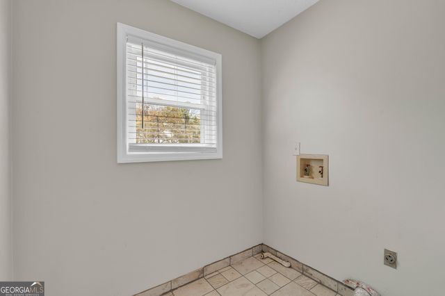 1555 Hardin Avenue, College Park, GA 30337