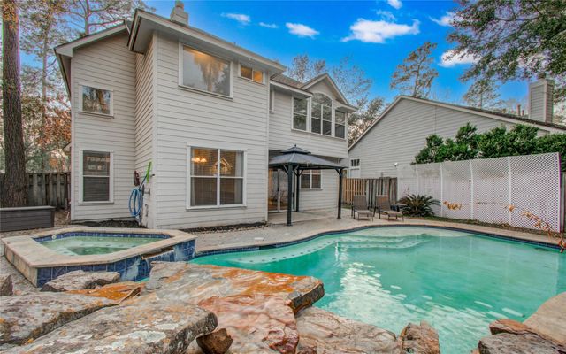 6 Vinca Trail, Spring, TX 77382