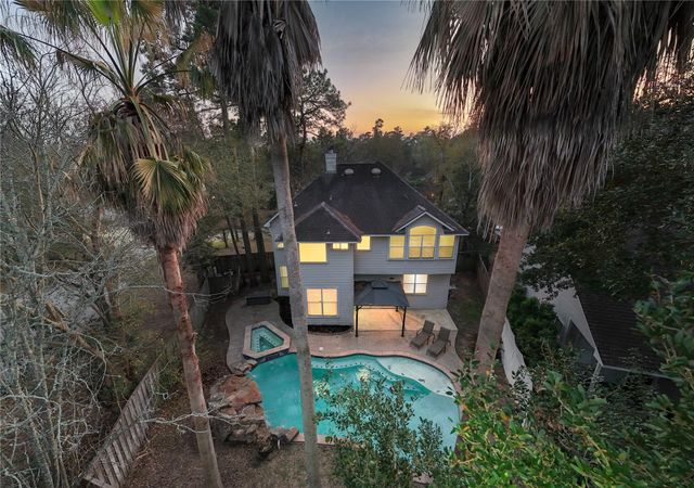 6 Vinca Trail, Spring, TX 77382