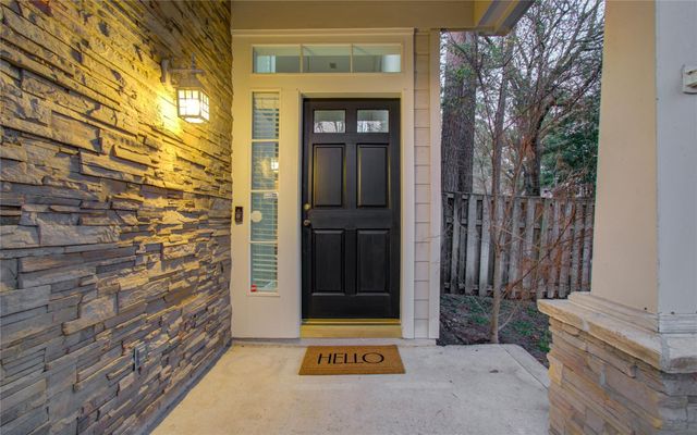 6 Vinca Trail, Spring, TX 77382