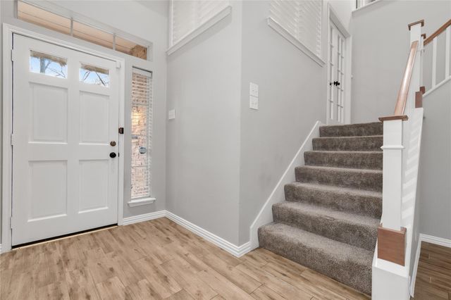 6 Vinca Trail, Spring, TX 77382