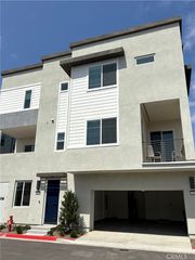 7267 Aura Circle, Huntington Beach, CA 92647