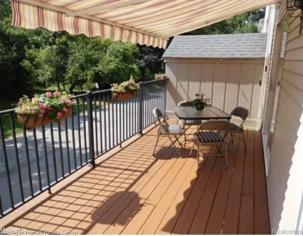 1437 Lantern Lane, Rochester Hills, MI 48306