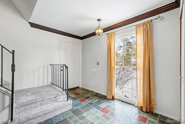 1437 Lantern Lane, Rochester Hills, MI 48306