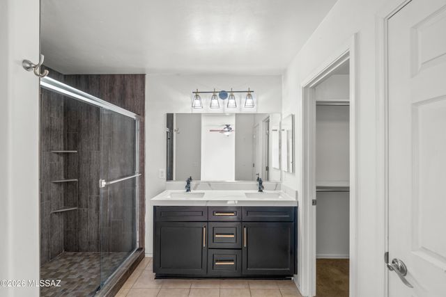 181 W Camino Espiga, Sahuarita, AZ 85629