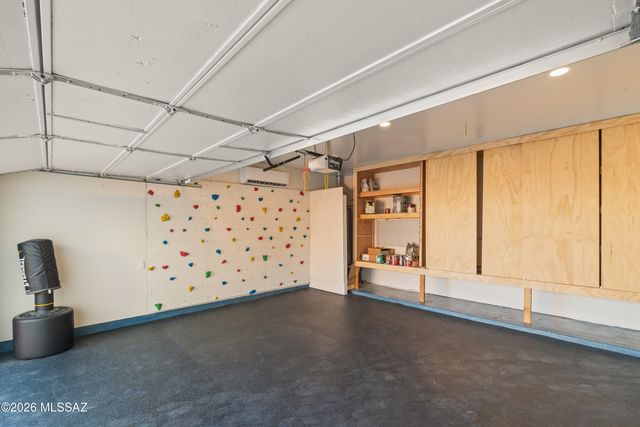 181 W Camino Espiga, Sahuarita, AZ 85629