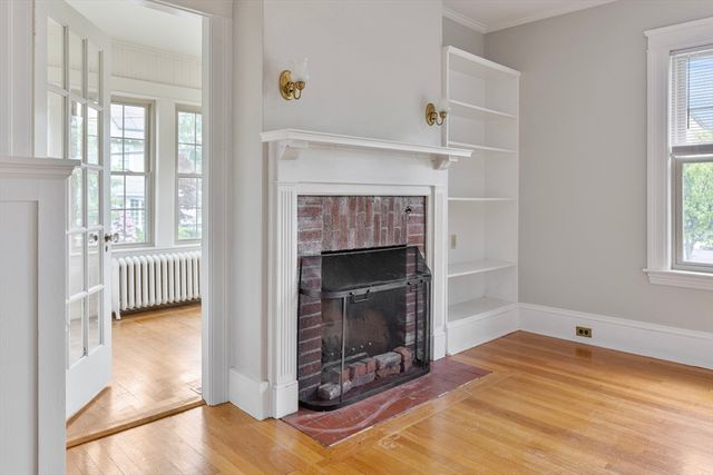 53 Hillcroft Ave, Worcester, MA 01606
