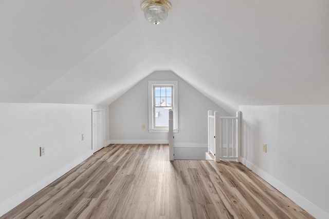 53 Hillcroft Ave, Worcester, MA 01606