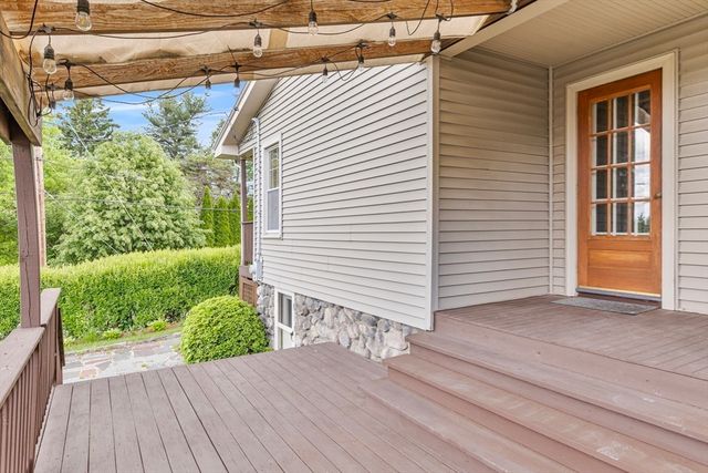 53 Hillcroft Ave, Worcester, MA 01606