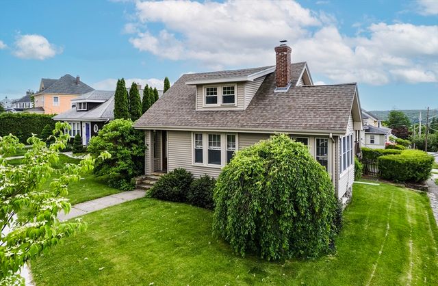 53 Hillcroft Ave, Worcester, MA 01606