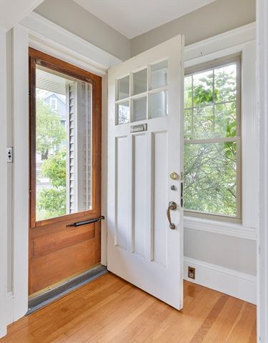 53 Hillcroft Ave, Worcester, MA 01606