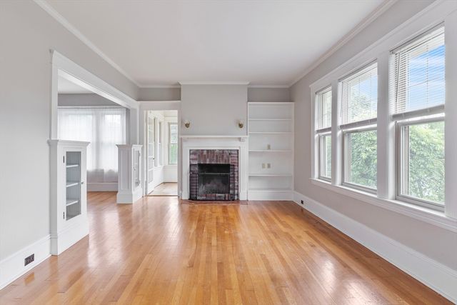 53 Hillcroft Ave, Worcester, MA 01606