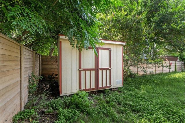 304 Marigold LN, Cedar Park, TX 78613
