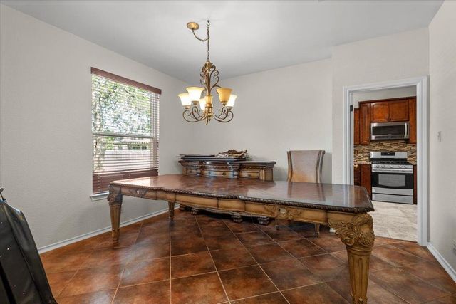 304 Marigold LN, Cedar Park, TX 78613