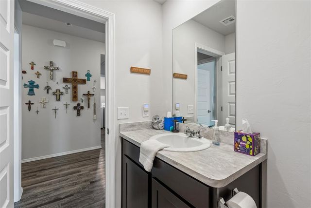 1114 Foal Drive, Guthrie, OK 73044