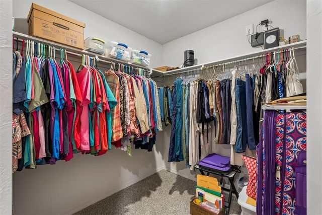 1114 Foal Drive, Guthrie, OK 73044