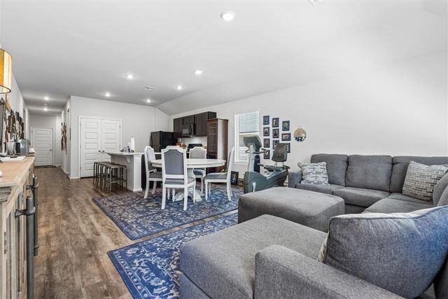 1114 Foal Drive, Guthrie, OK 73044