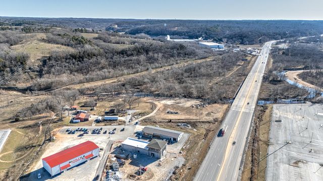 143 Missouri Lane, Pineville, MO 64856