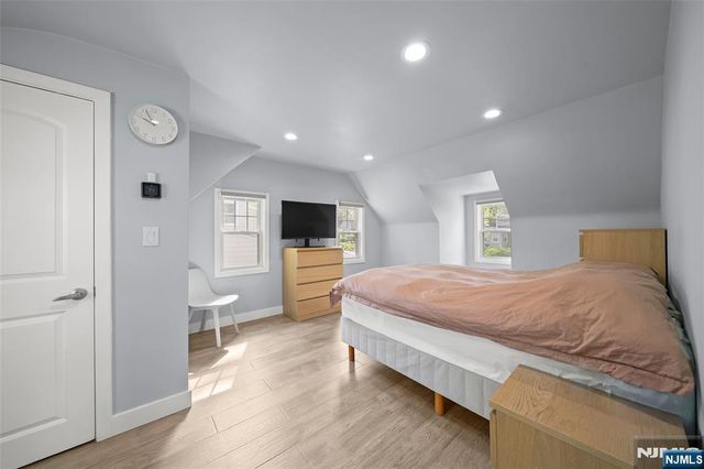267 Hickory Avenue, Tenafly, NJ 07670