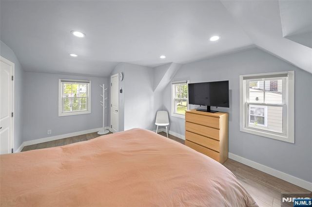 267 Hickory Avenue, Tenafly, NJ 07670