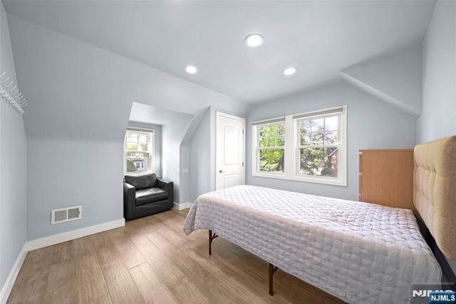 267 Hickory Avenue, Tenafly, NJ 07670