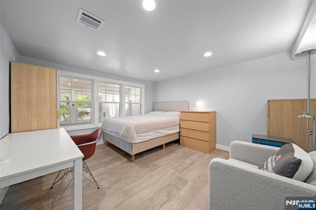 267 Hickory Avenue, Tenafly, NJ 07670