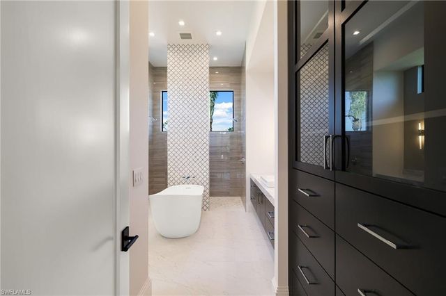 15850 Hampton View CT, Fort Myers, FL 33908