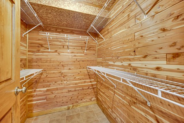 839 Hunter Drive, Westville, IN 46391