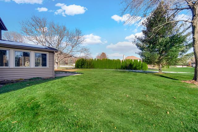 839 Hunter Drive, Westville, IN 46391