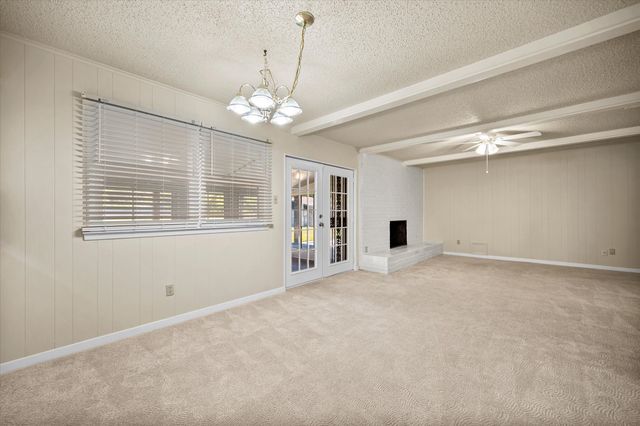 3813 Brookdale Road, Benbrook, TX 76116