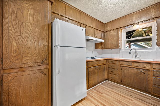 3813 Brookdale Road, Benbrook, TX 76116