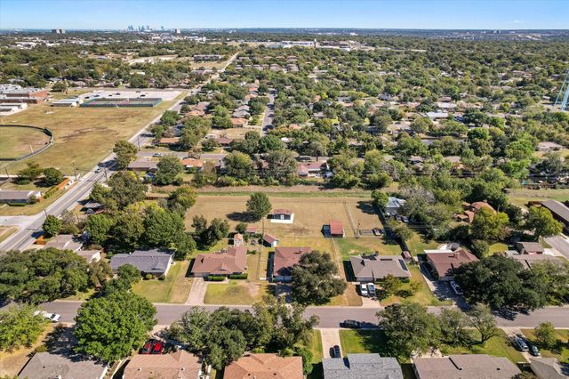 3813 Brookdale Road, Benbrook, TX 76116