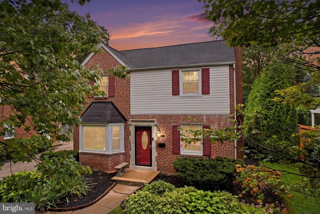 606 LATHAM DR, WYNNEWOOD, PA 19096 — exterior