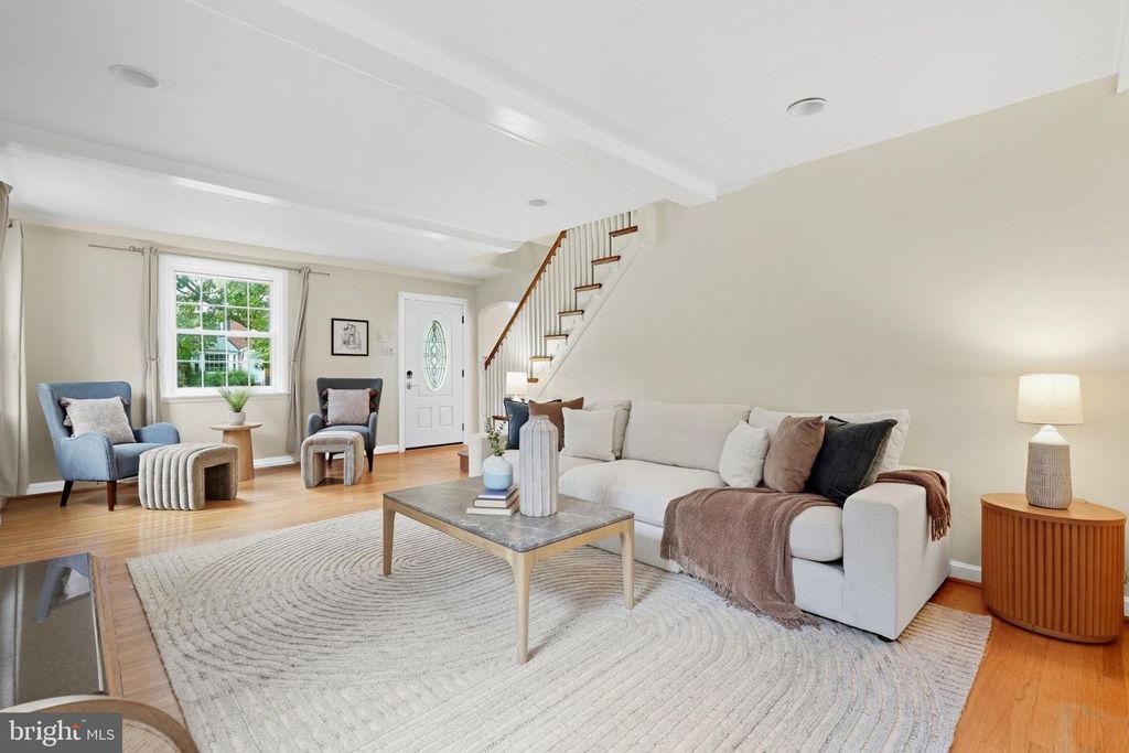 606 LATHAM DR, WYNNEWOOD, PA 19096 — photo 2