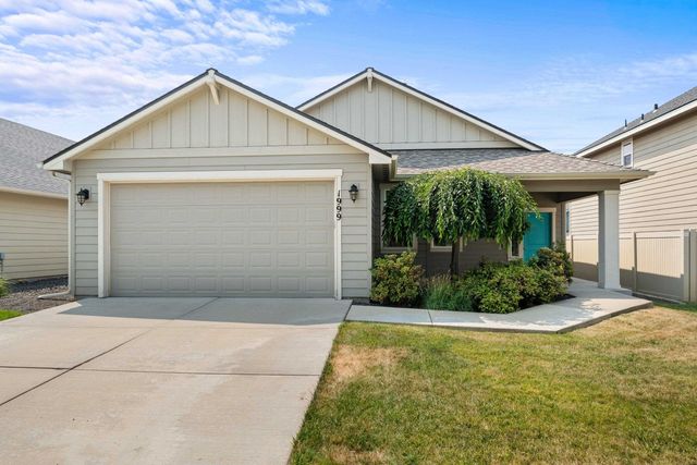 1999 N Wolfe Penn St, Liberty Lake, WA 99019