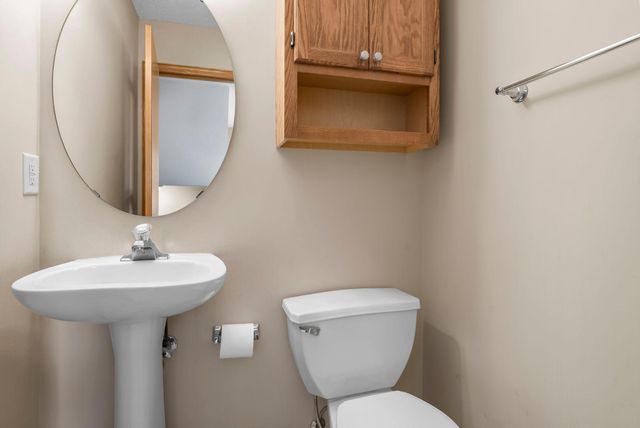 356 Gironde Court, Woodbury, MN 55125