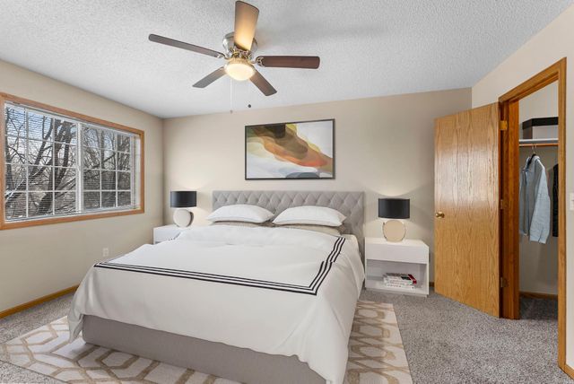 356 Gironde Court, Woodbury, MN 55125