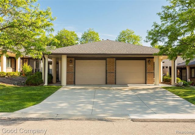 969 Wexford Way, Rochester Hills, MI 48307