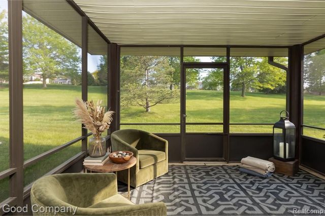 969 Wexford Way, Rochester Hills, MI 48307